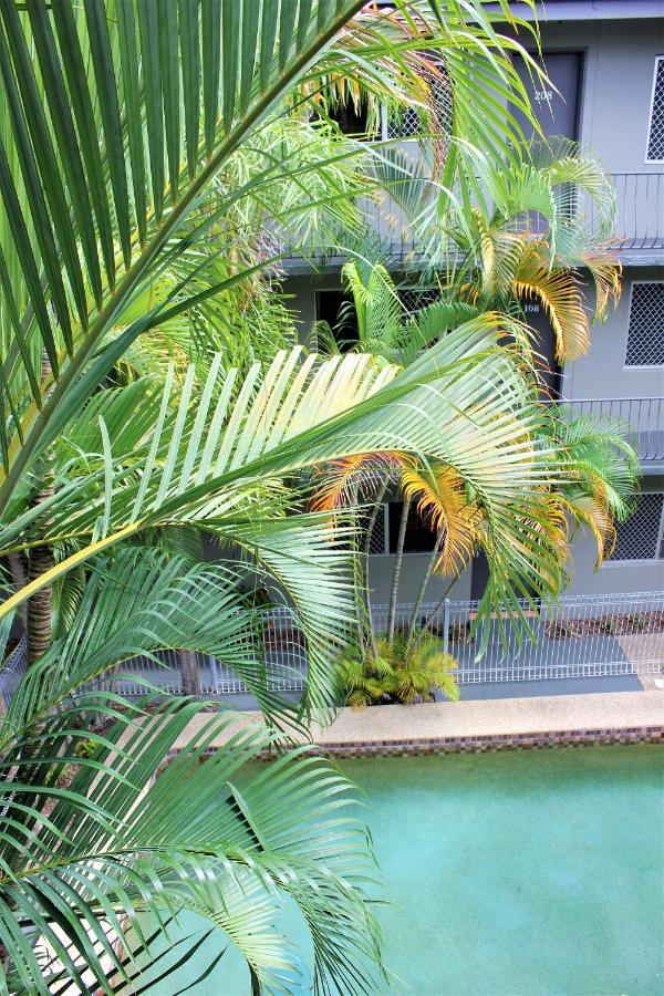 เลก เซ็นทรัล แคร์น Hotel แคนส์ ภายนอก รูปภาพ