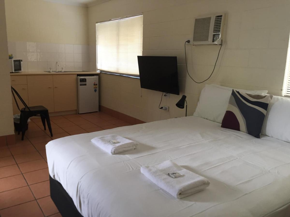 เลก เซ็นทรัล แคร์น Hotel แคนส์ ภายนอก รูปภาพ