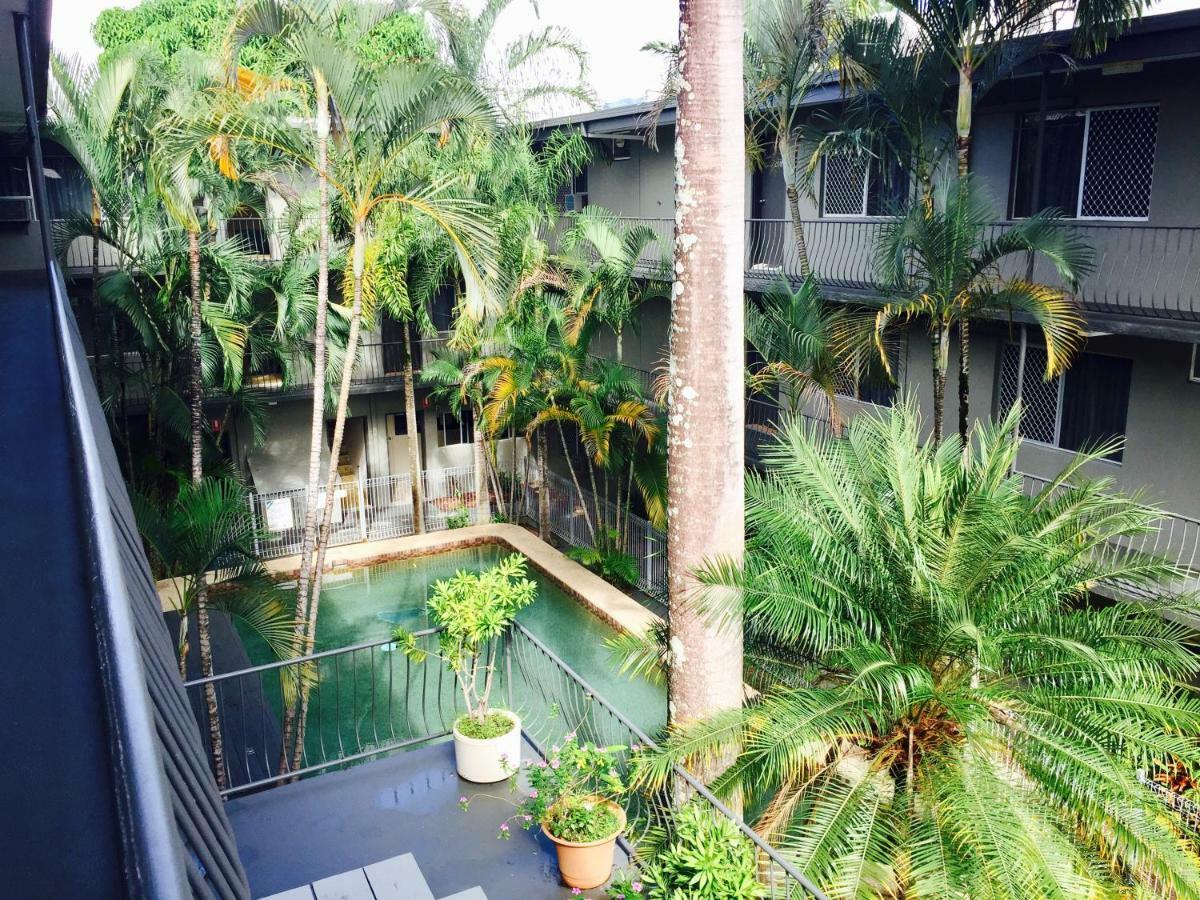 เลก เซ็นทรัล แคร์น Hotel แคนส์ ภายนอก รูปภาพ