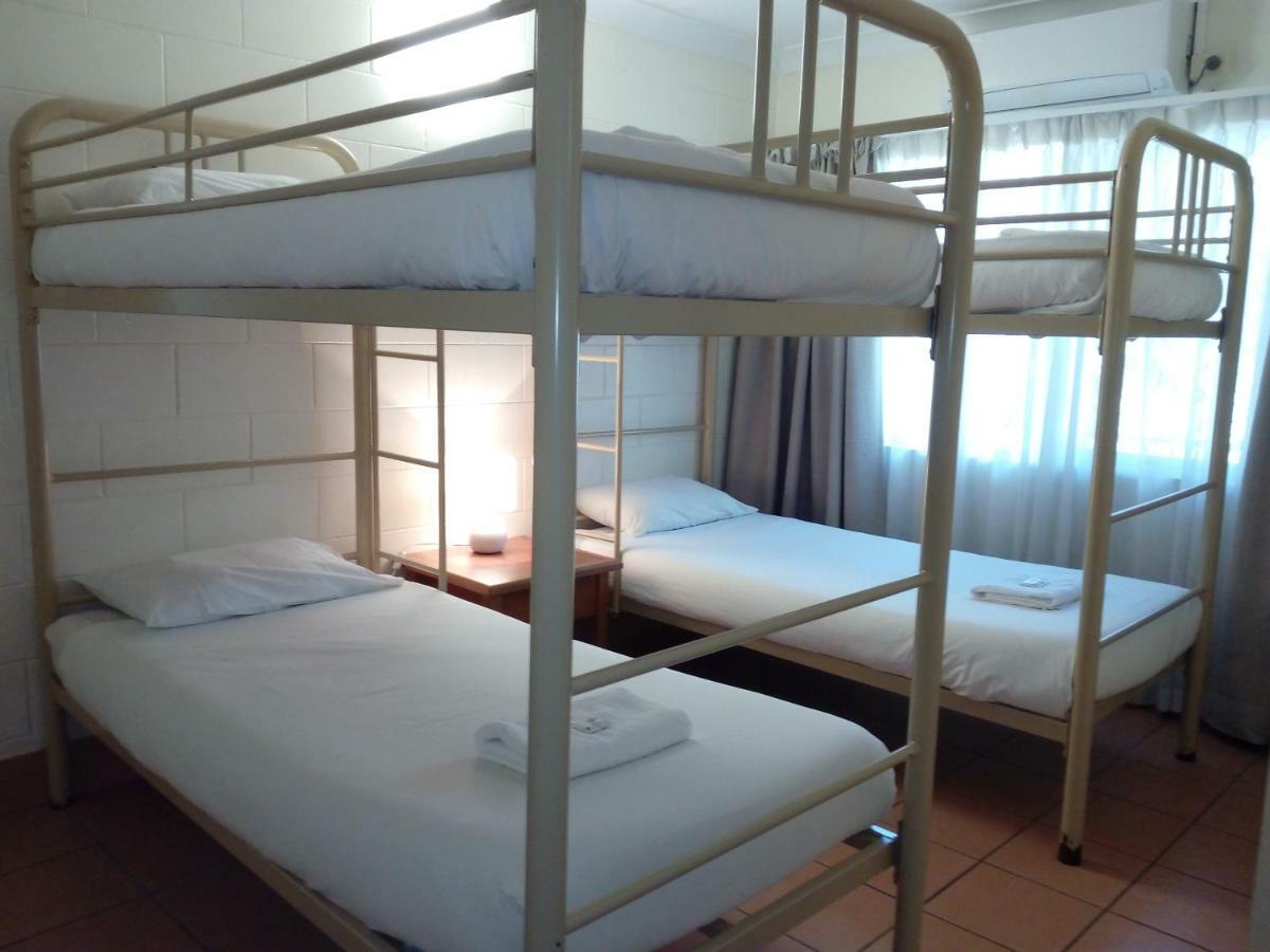 เลก เซ็นทรัล แคร์น Hotel แคนส์ ภายนอก รูปภาพ